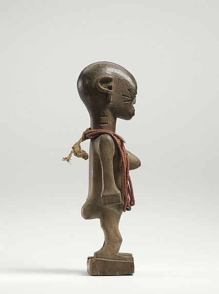 Figurine féminine