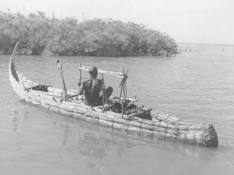 Pêcheur Boudouma sur le lac Tchad