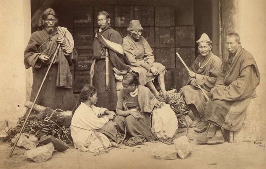Groupe d'Indigènes du Bhoutan et du Népal