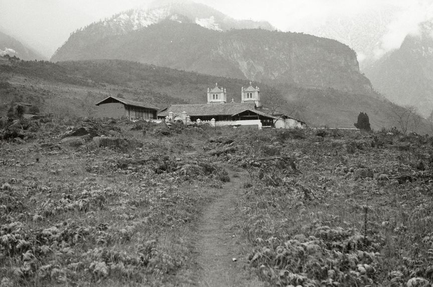 Sans titre [bande film de deux vues concernant la vallée de la Salouen]