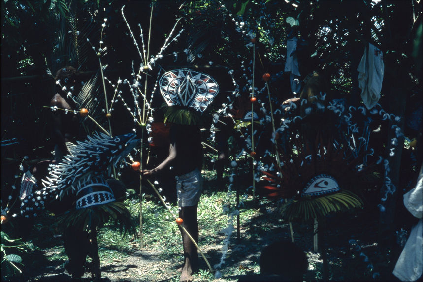 Banks, Mota Lava ; Masque Tamaté