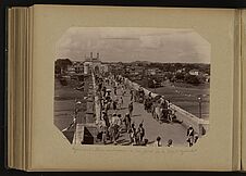 Pont conduisant à la porte de la "City" d'Hyderabad