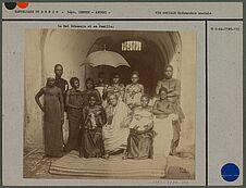 Le Roi Béhanzin et sa famille au début de son exil en 1894