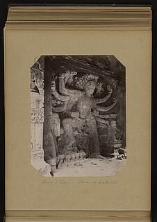 Caves d'Ellora, Shiva en Virabhadra