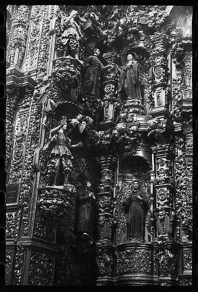 Sans titre [bande film de cinq vues concernant l'église d'Ocotlán]