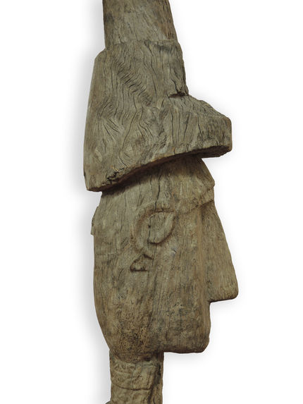 Sculpture d'ancêtre masculin
