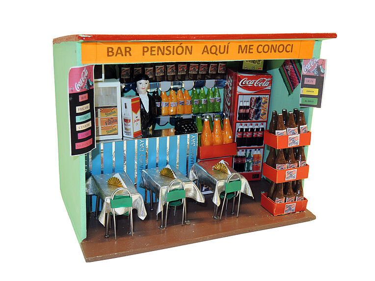 Bar-pensión &quot;Aquí me conocí&quot;: bar miniature