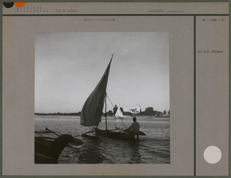 Barque à balanciers