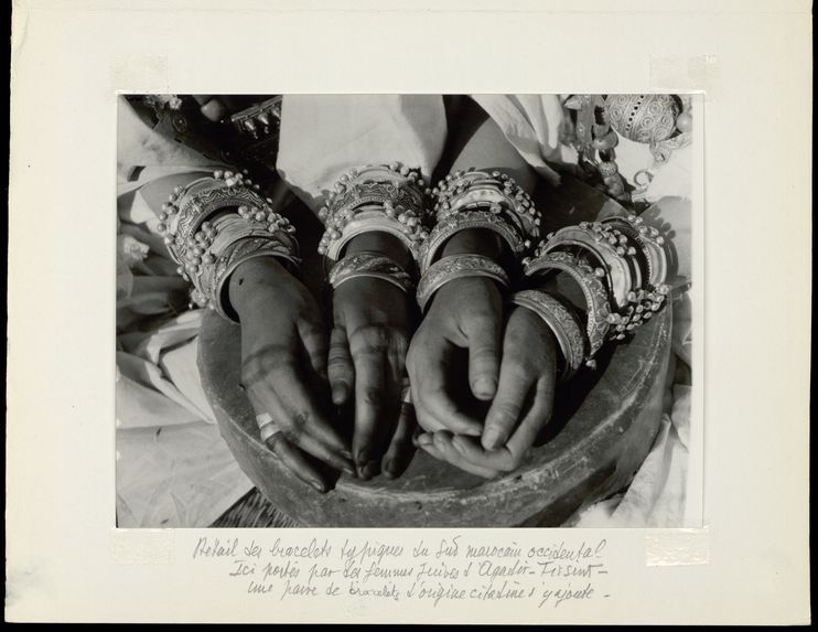 Détail des bracelets typiques du sud-marocain occidental
