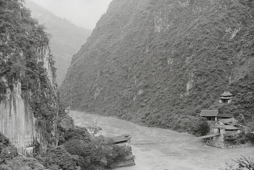 Pont de chaînes de fer