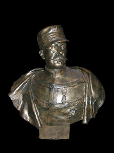 Statue du Général Duchesne