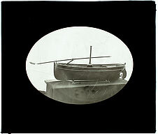 Marine. canot porte-torpille