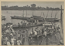La famine à Sierra-Leone, prise d'assaut d'une barque apportant du…