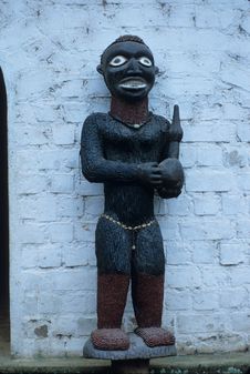 Bafut, statue de Mamfunti