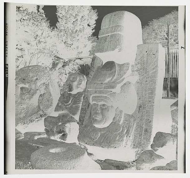 Site d'El Baul [sculptures]