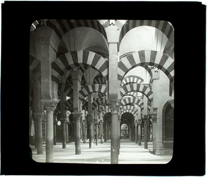 Cordoue. Intérieur de la mosquée