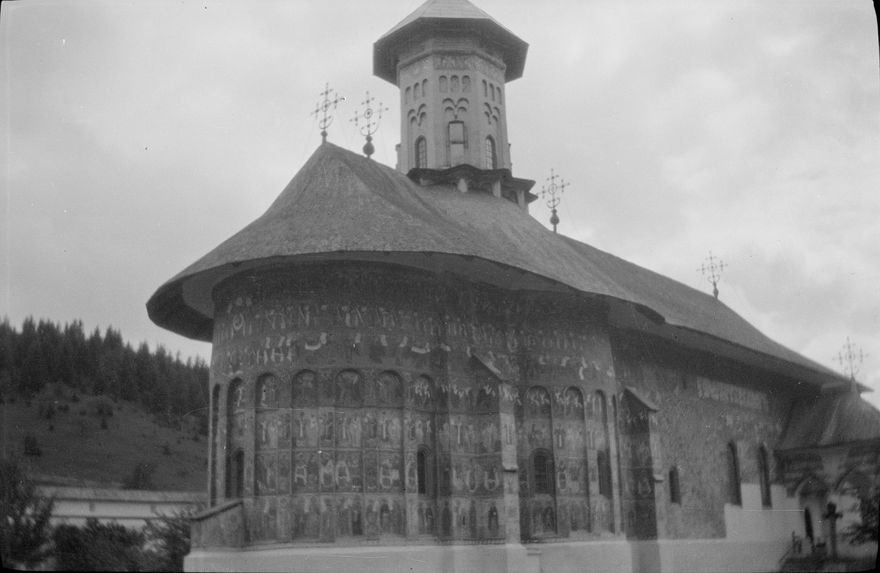 Bukovine. Peintures murales extérieures (abside)