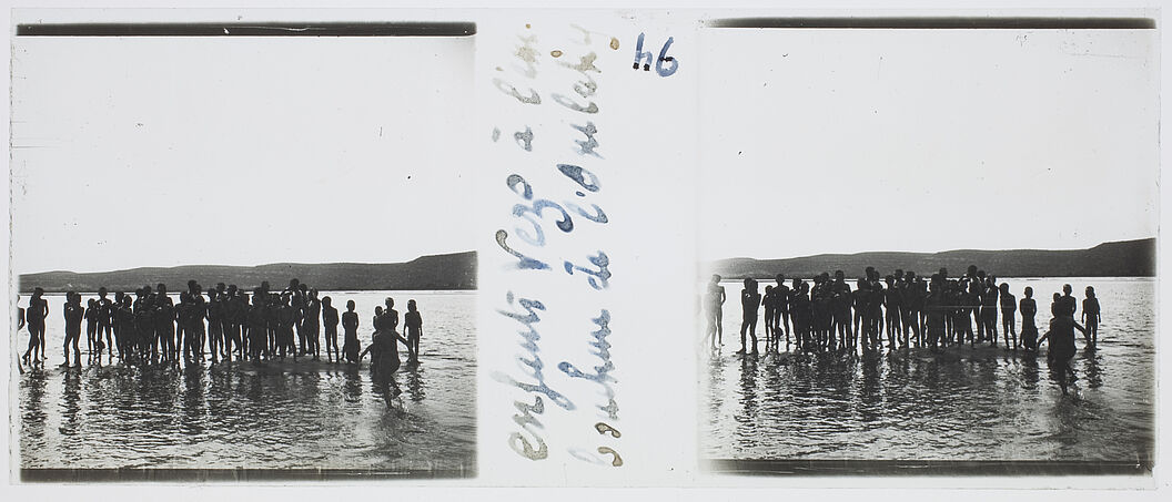 Enfants Vezo à l'embouchure de l'Onilahy
