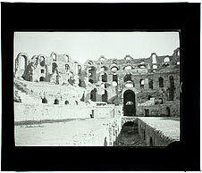 El-Djem. Le Colisée. Vue intérieure