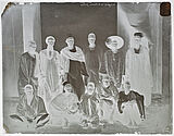 Indigènes de la mission Galiéni [Portrait de groupe d'hommes]