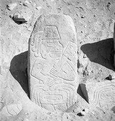 Bande film de 3 vues concernant des pétroglyphes du site archéologique de Cerro…